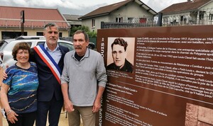 Autour de Christophe Suszylo Maire du Versoud Paul Clavel Fils de Petit-Louis et Mireille Clavel nièce de Petit-Louis